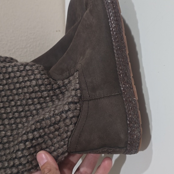 🌾 UGG LYZA WOOL BLEND KNIT BOOTS - Picture 5 of 13